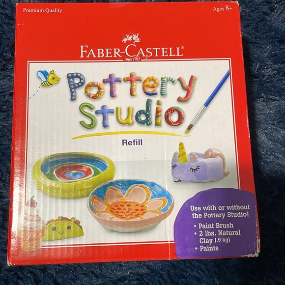 NWT Kids Pottery Studio PLUS refill! - Picture 3 of 7